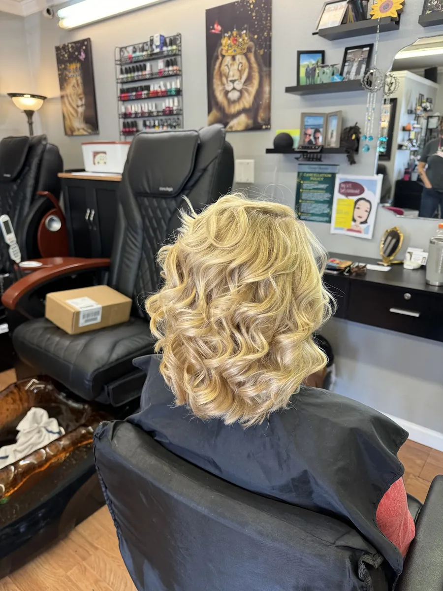 Divine Beauty stylist station and tools